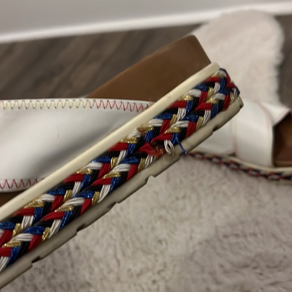 Leather slippers purchased in Greece - Picture 3 of 8